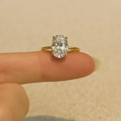 Anillo de compromiso de diamantes cultivados en laboratorio de corte ovalado anillo de diamantes certificado IGI Foto 1 de 4