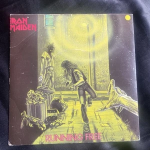 IRON MAIDEN *RUNNING FREE 7” NWOBHM . 1980 FIRST PRESS CARD SLEEVE - Picture 1 of 2
