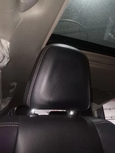 2015 Toyota RAV4 Passenger Front Headrest Only Black Vinyl - Imagen 1 de 12