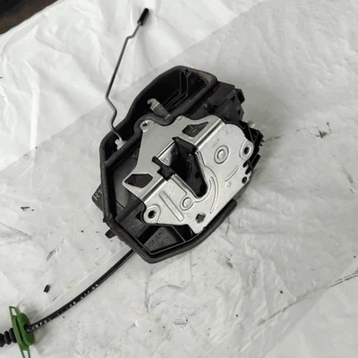 51227202147 Serratura porta post. SX MINI MINI Countryman (R60) One D Suv - Immagine 1 di 4