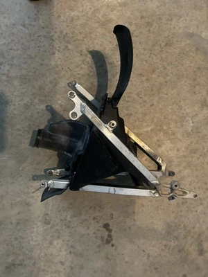 Subchasis y caja de aire RMZ450 2012-2017 Foto 1 de 4