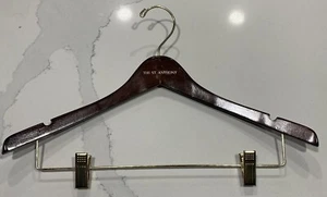Lot Of 12 Curved Wood Hanger Adjustable Wooden Hangers Walnut Swivel Hook - Picture 1 of 2