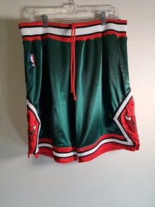 Chicago Bulls Mitchell & Ness Short 2008-09 sz XL - Picture 1 of 2