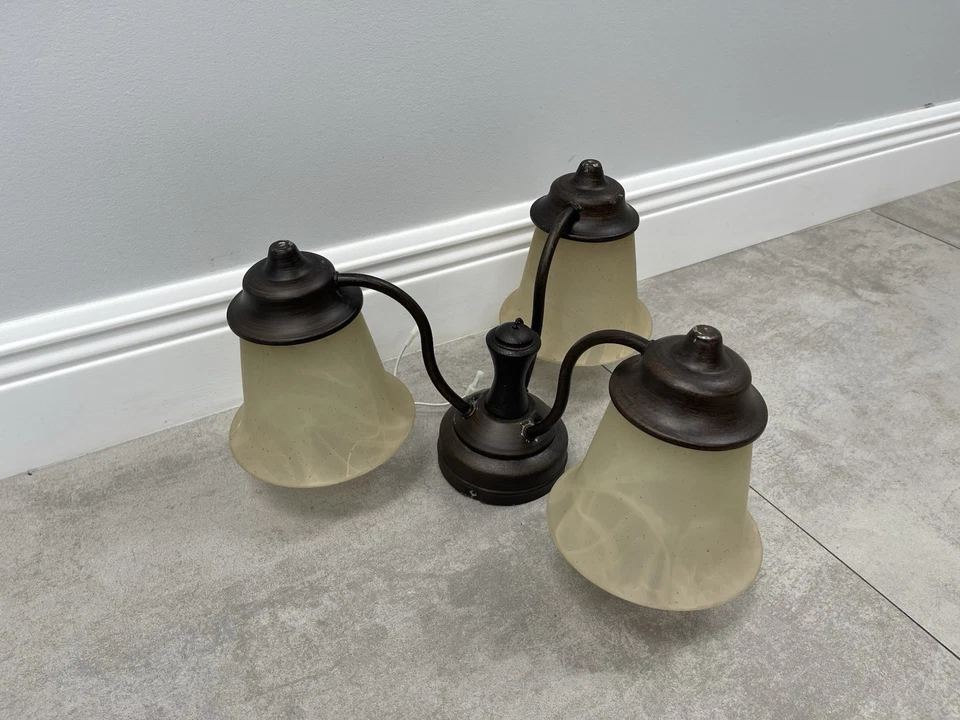 64 Inch Hunter Torrence Ceiling Fan Replacement Light With Glass Shades! 55045 - Image 1 of 4