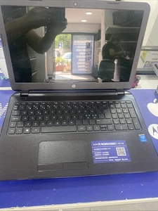 Notebook Usato PC Ricondizionato 15,6" HP 15RO59 I5 4° Gen RAM8 Gb HDD 1TB WIN10 - Foto 1 di 5
