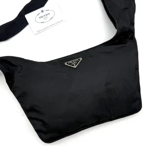 Borsa a tracolla PRADA marsupio in vita logo nylon nero autentica - Foto 1 di 24