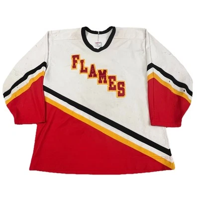 Vintage CCM Calgary Flames Size Large NHL Number 4 Hockey 90s Distressed - Image 1 of 4