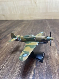 P-40B Diecast Model Aircraft.1/100 scale - Picture 1 of 6