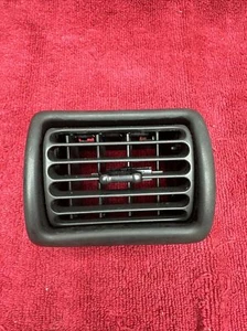 1998 2002 Chevrolet Camaro Dash Vent RH Right Passenger Side OEM GM GRAY - Foto 1 di 8