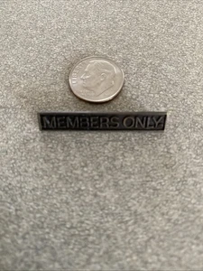 Members Only Brass Pin Vintage Cowboy Fedora  Hatpin Tie Tack Lapel Pin - Picture 1 of 2