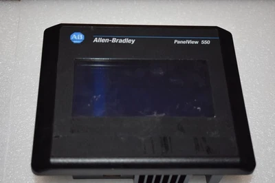 Allen Bradley 2711-T5A16L1 Ser B FRN 4.41 PanelView 550 Foto 1 de 3
