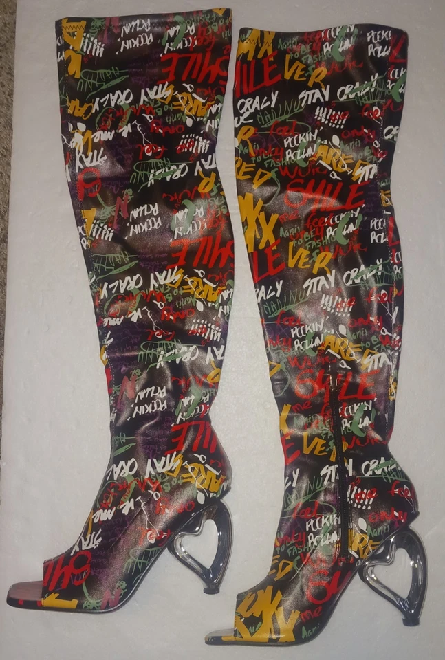 Yoki женщин Ginn-11 каблук над колена граффити ботинки сердце формы каблуки - Изображение 1 из 4