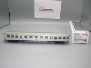 Märklin HO 43810 DB (31 028) 1./2. Klasse Nahverkehrswagen, "Silberling" #7127 - Picture 1 of 4