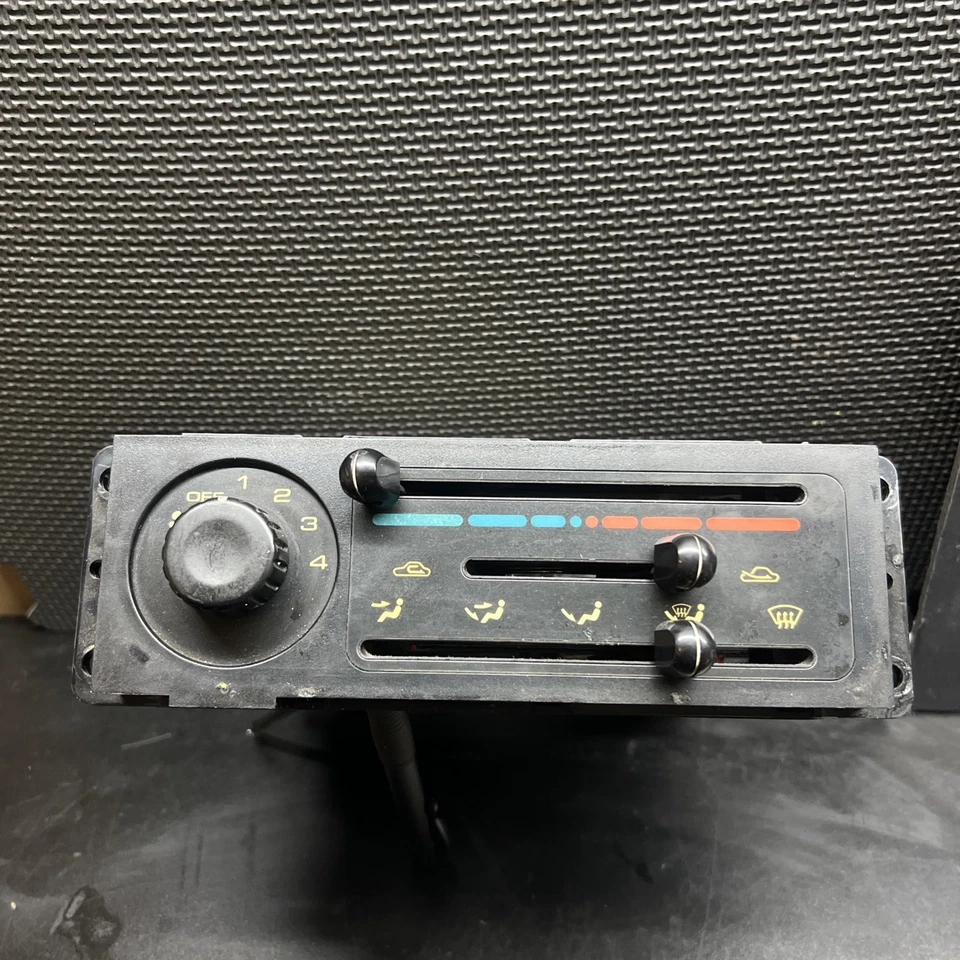 Mazda Miata MX-5 1993 calefacción aire acondicionado temperatura panel de control climático Foto 1 de 2