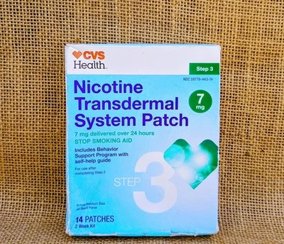 Parche del sistema transdérmico de nicotina CVS Health paso 3 Foto 1 de 3
