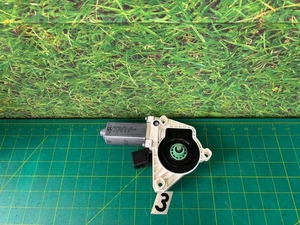 2012-2015 MERCEDES SLK250 FRONT RIGHT POWER WINDOW MOTOR A2078200642 OEM - Picture 1 of 10
