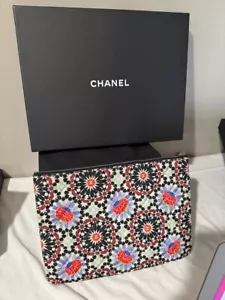 Chanel quilting flower print bag A82074 10x8 - mint condition with dust bag /box - Picture 1 of 5