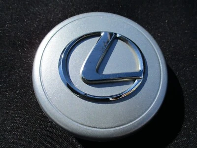 LEXUS GS400 GS450 USED OEM CENTER CAP-74147 - Image 1 of 3