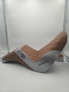 Asiento escalonado Saddleman personalizado LS 818-29-175 cuero fibra de carbono bandas calaveras - Imagen 1 de 21