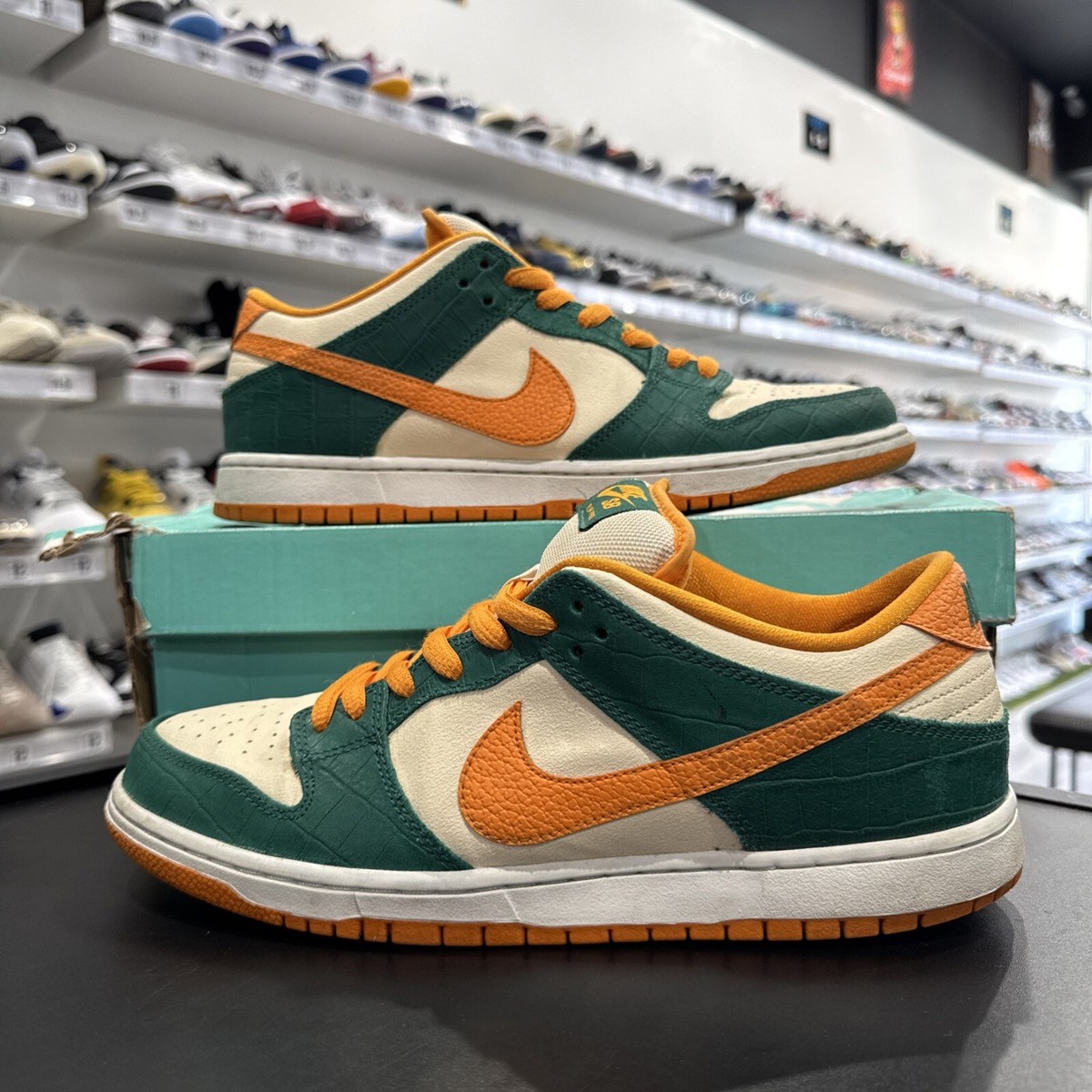Nike Dunk Pro SB Low Legion Pine for Sale - Authenticity Nike Dunk Pro SB Low Legion Pine for Sale - Authenticity