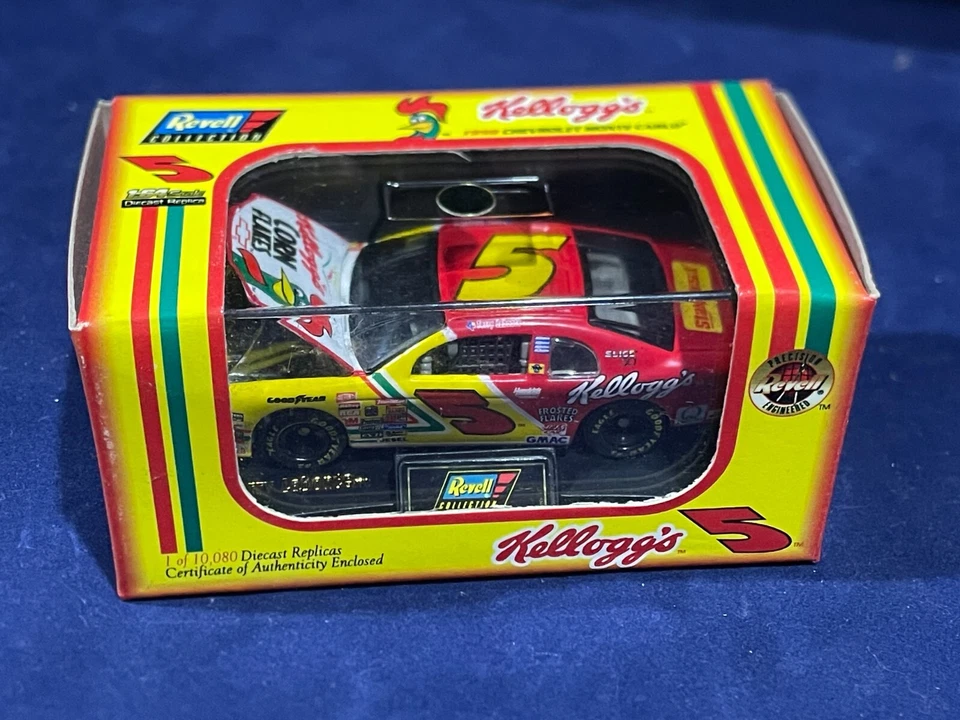TL 1998 1/64 Revell Collection #5 Terry Labonte Kellogg's Corn Flakes - Image 1 of 1