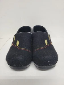 Dansko 38 Clogs Black Felt Wool Leaf Design Women’s Size 7.5-8  - Picture 1 of 13