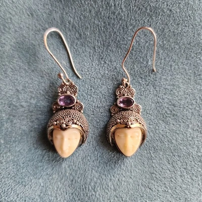 Pendientes Sajen de plata de ley 925 de oro amarillo de 14 quilates con diosa amatista Foto 1 de 4