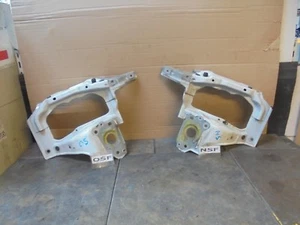 VAUXHALL COMBO 2005 FRONT PANEL CORNER SURROUND SUPPORT WHITE Y474,1 ONLY - Picture 1 of 2