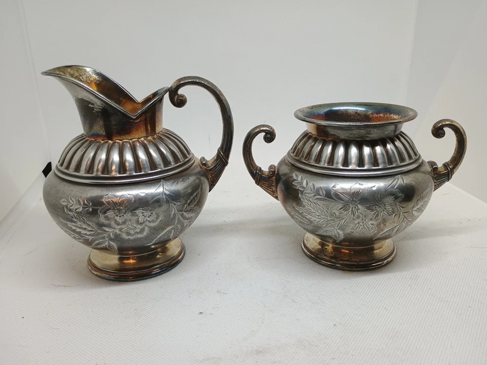 Quad James W. Tufts. Placa creamer e gravura de aro com contas de açúcar, conjunto Boston - Imagem 1 de 4