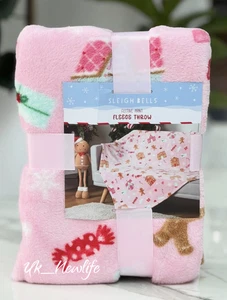 Christmas Sleigh Bells Fleece Blanket Throw Rugs Gingerbread Pink Candy Cane New - Picture 1 of 1