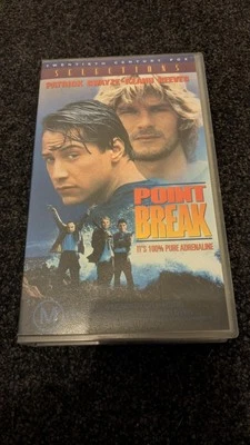 Point Break - VHS - Keanu Reeves - Patrick Swayze - Image 1 of 4