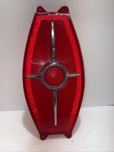 1965 FORD GALAXIE 500 XL STATION WAGON TAIL LIGHT LENS ASSEMBLY SAE TSDB-65C FD - Picture 1 of 16