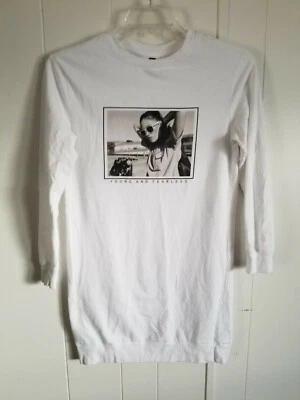 SUDADERA MUJER H&M DIVIDIDA JOVEN Y SIN MIEDO BLANCA MANGA LARGA GRÁFICA Foto 1 de 4