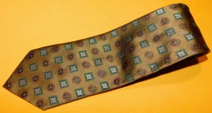BALENCIAGA PARIS MADE IN ITALY GREEN/YELLOW/RED SQUARES/CIRCLES MOTIF TIE. - Picture 1 of 3