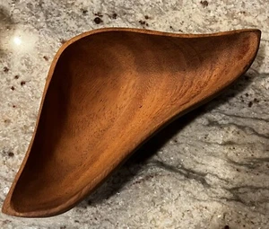 Genuine Taverneau Haiti Hot Cold Vintage Hand Carved Wooden Bowl Snacks Trinket - Picture 1 of 6