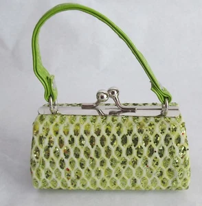 Grün Träne Glitzer Handtasche passt 18" Mädchen Puppen - Bild 1 von 1