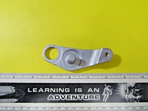 YAMAHA YZFR1 YZFR6 YZF-R1 YZF-R6 NOS OEM FUEL TANK 1 BRACKET 5VY-24191-00-00 jh - Picture 1 of 7