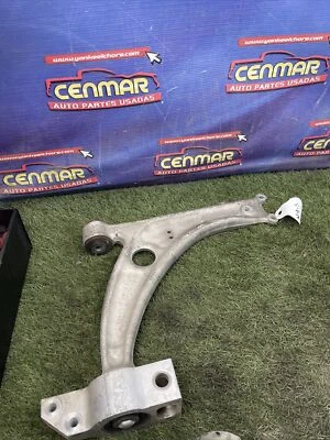 Brazo de control inferior del conductor delantero izquierdo Volkswagen CC 2009-2017 OEM 3C0 407 153 B Foto 1 de 3