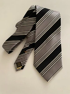 DONALD J TRUMP SILK TIE 57X3.75" WIDE.NEW. - Picture 1 of 2