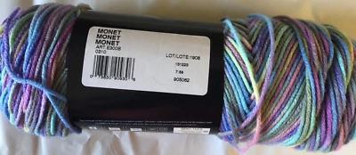 RED HEART SUPER SAVER Yarn-5 OZ-MANY COLORS AVAILABLE-DISC SHIPPING - Image 1 of 4