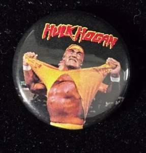 Hulk Hogan - Classic WWF Wrestling Wrestler - 1" Pin - Neuwertig - Bild 1 von 1