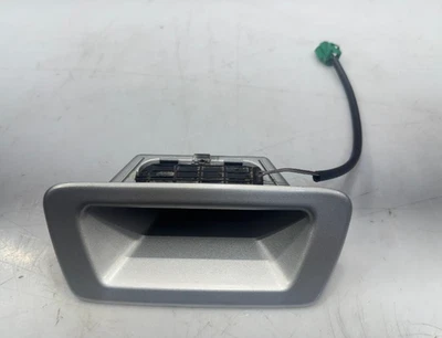 2008-2012 GMC ACADIA TAMPA TRASEIRA LANÇAMENTO P/N 25948866 PEÇA USADA ORIGINAL DO FABRICANTE - Imagem 1 de 4