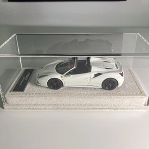 Ferrari 488 Spider 1/43 Scale Model Car – Dealer Exclusive - Chassis No. 233749 - Picture 1 of 14