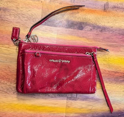 ⭐Coach Poppy Purse Clutch Bag Ruby Red High Gloss Patent Leather Small CUTE  - Image 1 of 4