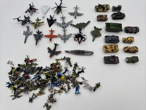 Vintage Micro Machines Galoob / Hasbro Bundle Vehicles Army Military Planes Etc - Bild 1 von 9