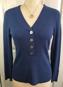 CHICOS klassischer blauer L Slv Rippstrick Pullover Pulli mit Muschelknöpfen Gr.0 (4-8) - Bild 1 von 8