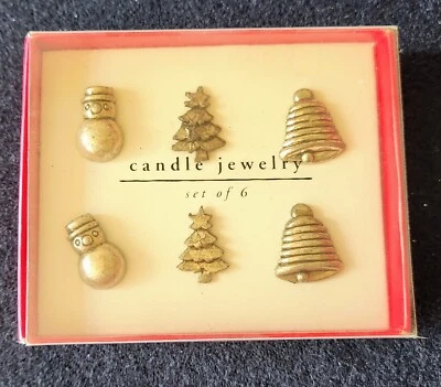¡Nuevo! Pier 1 Juego de joyas de velas navideñas doradas de 6 1" x 1,5" ¡Bling navideño! Nuevo en caja  Foto 1 de 3