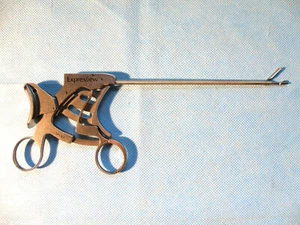 Express Sew Arthroscopy forceps, model SP1001 - Picture 1 of 5