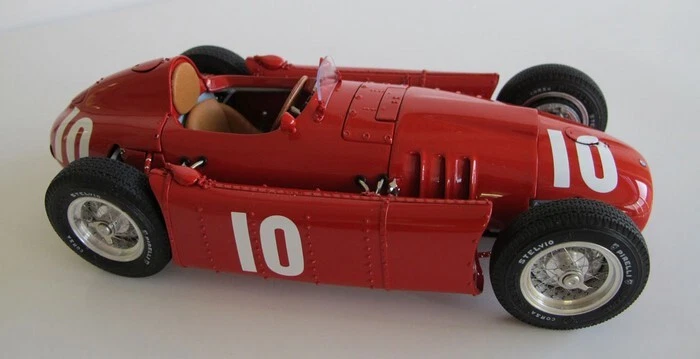 LANCIA D50 E.CASTELLOTTI 1955 N.10 2nd PAU GRAND PRIX 1:18 - Immagine 1 di 1