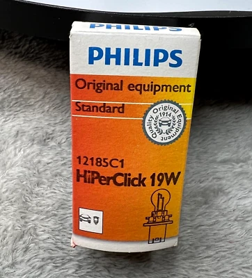 Headlight Lamp Bulb Philips Standard HiPerClick 12272NAC1 24W 13.5V PU20d/6 - Image 1 of 4